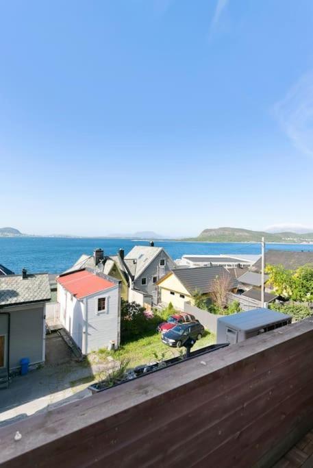 Koselig Sentrum Leilighet. Apartment Alesund Ngoại thất bức ảnh